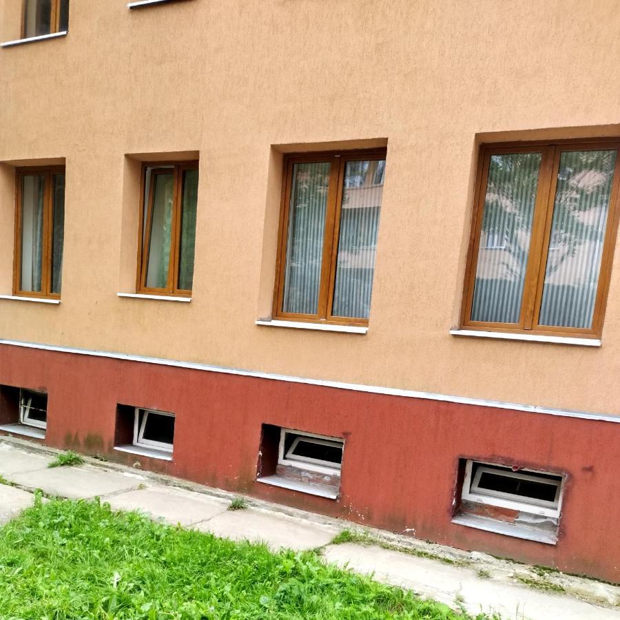 Apartament Camelia Petroşani Εξωτερικό φωτογραφία